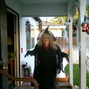 Meet your Posher, Cheryl